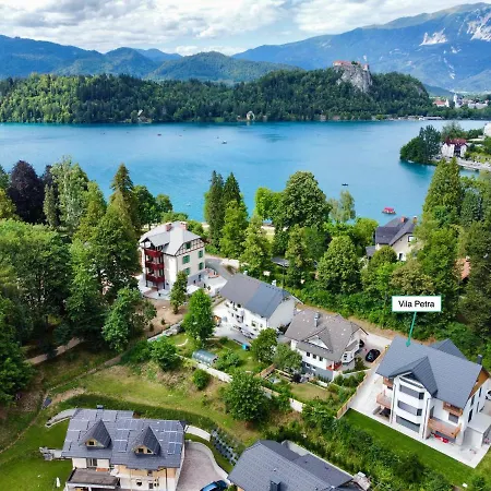 Vila Petra - Family Apartment For 4 At Lake Bled Exterior photo